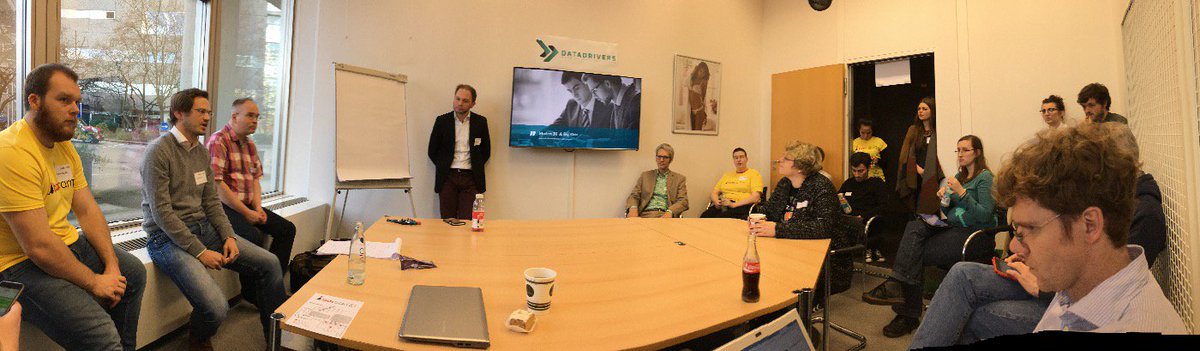 DatadriversGmbH's tweet image. Unser Vortrag zu Modern #BI &amp;amp; #BigData startet jetzt! Ihr findet uns im #Datadrivers-Raum #bchh15!