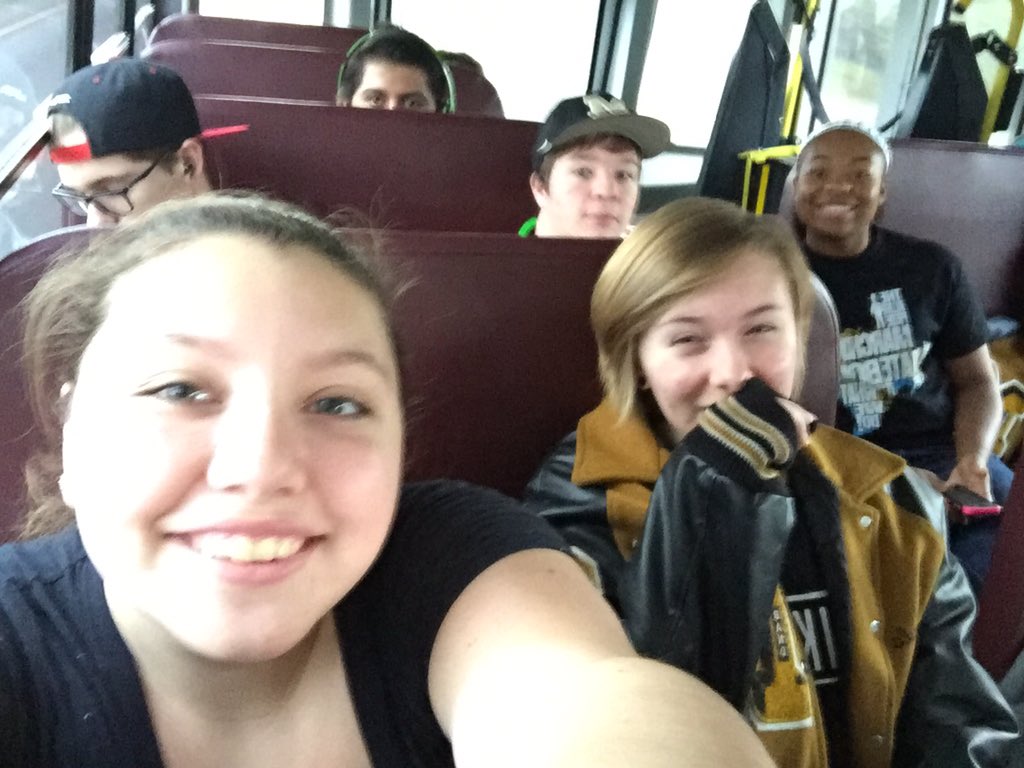 mhsrobotics_'s tweet photo. And we're off! Here we come Dallas! https://t.co/rO51H3AR07