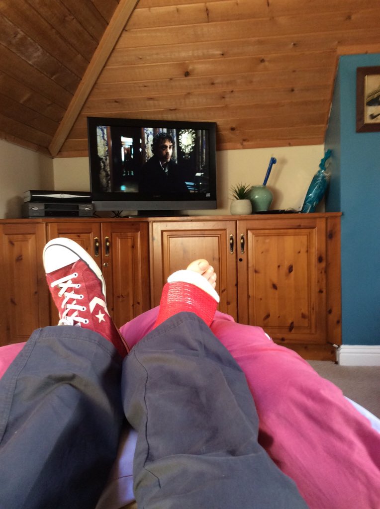 OFlynnDanny9's tweet photo. Life for the next few weeks #feetup#chocolateandbuns#winteringwell https://t.co/9lfkbEBjpE