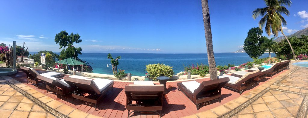 blessed that my days off are spent in paradise 💙