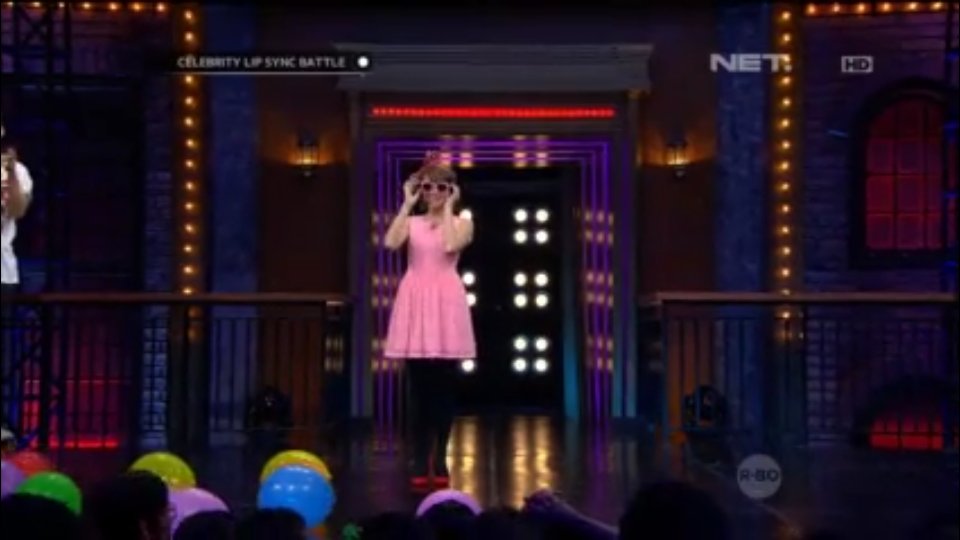 ClararaNara's tweet image. @Steffy_ai kaca matanya lucu ay hehehehe 😃 #NETCLBI_Steffy