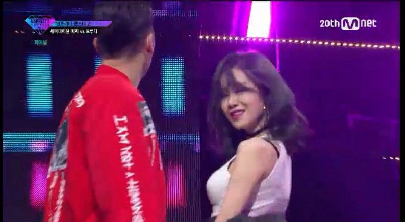 lilmoonmin_'s tweet photo. เข้้้้้้้ััั กูตะลึง #UnprettyRapstar2 https://t.co/vFr1QrDxT7