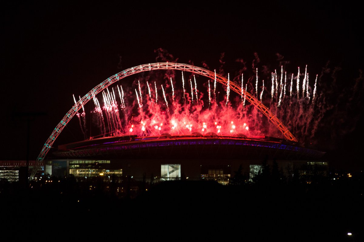 wembleystadium's tweet photo. A spectacular end to a spectacular day at #Wembley #UkwelcomesModi @narendramodi https://t.co/8iXNyAi05k