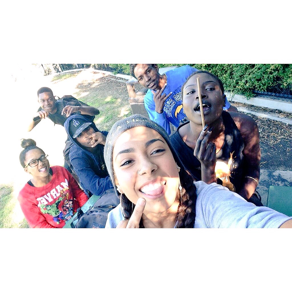 BigShowout's tweet photo. Hanging with these people always a good time
#VanKids β¨οΈ https://t.co/eGFB0mRvnE