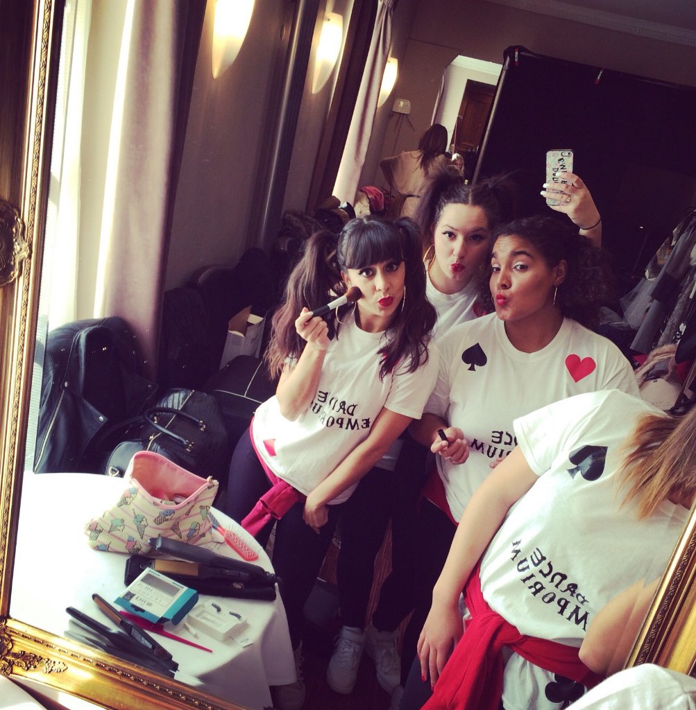 DollyMixtures1's tweet photo. Getting ready for some uptown funk at the Alice in Wonderland fashion show today! #htfc #danceemporium #fundraising https://t.co/KNMN41whpV