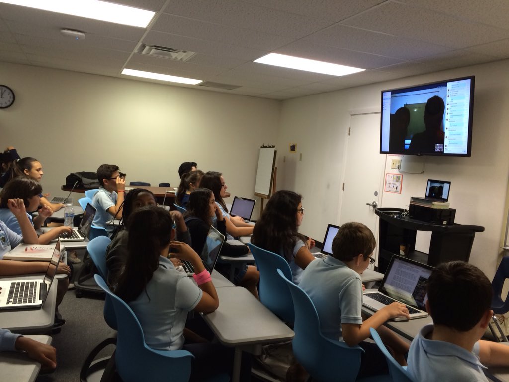 cvlccinnovation's tweet photo. Seventh graders experience the benefits of a global classroom. Salto, Buenos Aires, Argentina. #mysteryskype #cvlcc https://t.co/mcEAros13R