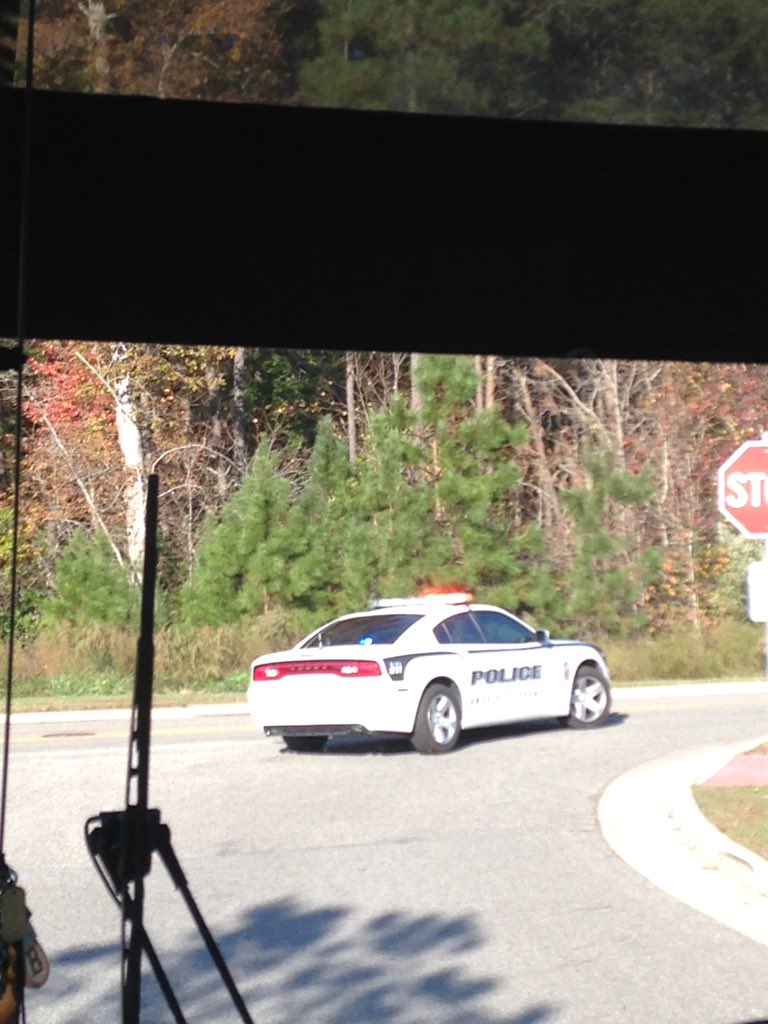 kamschaefer's tweet photo. Thanks for the sending off and police escort @WarhillHigh! #powerinthepride https://t.co/TiYvHimX6p