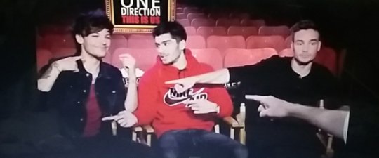 lourrysgolden's tweet image. "Who decided to wait 5 years before slaying the world with his high notes?" 

#MadeaInTheAM