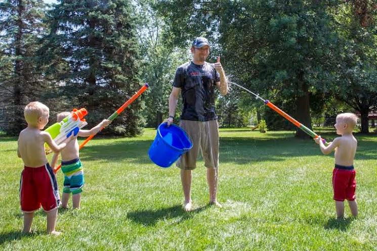 GrabGoodLife's tweet image. #FlashbackFriday to it being warm enough for this kind of fun!