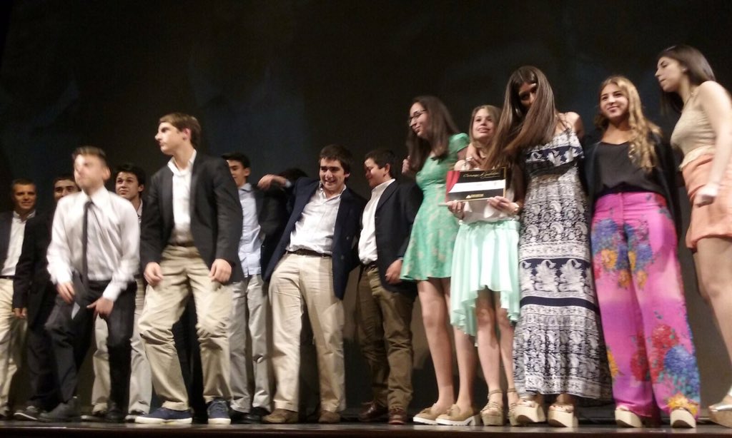 EJDESEM's tweet photo. Otro fuerte aplauso para @parribra por su premio a la gestión de calidad! https://t.co/pX4zvnudDI