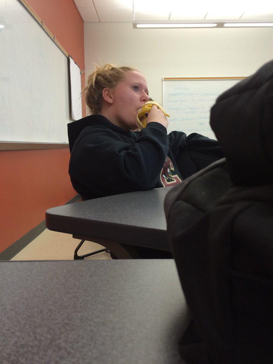 HHSbananas's tweet photo. Yum! Here we see a student enjoying a delicious #banana before lunch in psychology class! Enjoy ur day hanover! https://t.co/OlBOYdFvmG