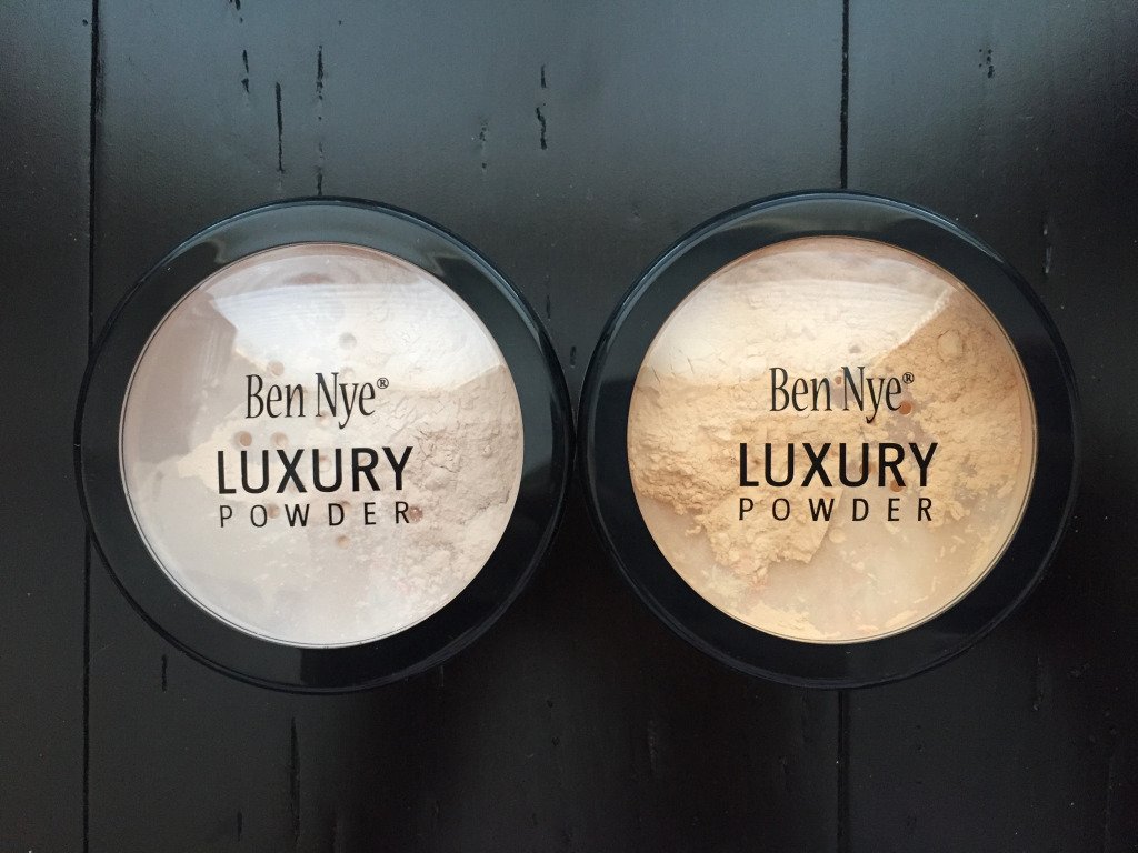 DocOurLife's tweet image. Kim Kardashian Highlight – Ben Nye Luxury Powders! docourlife.com/2015/11/kim-ka…