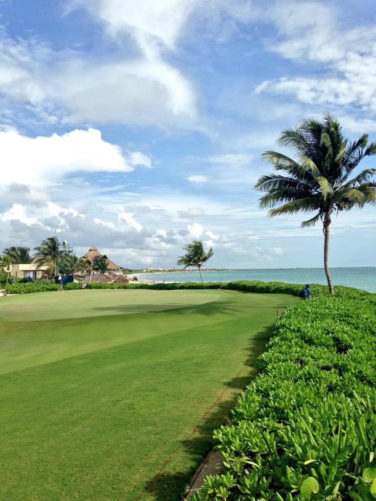 #SoloEnMayakoba se puede disfrutar de esta vista ! 😎🏌😎 #M1enOHLClassic