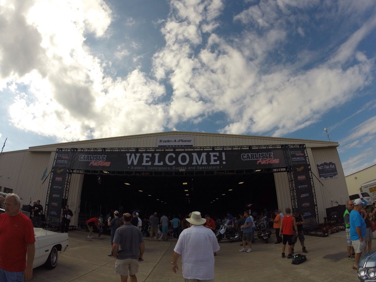 montway's tweet image. #Montway is at @CarlisleEvents #FallAutoFest!! @VisitcentralFL @SunnFunFlyIn #BurtReynolds #ikld