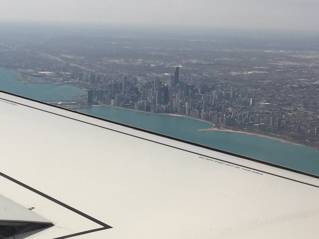 dbcapoeira's tweet photo. One of my favorite skylines. Anything on the water will be a favorite of mine. https://t.co/pQu5oulPKH https://t.co/LK4oNQqoq6