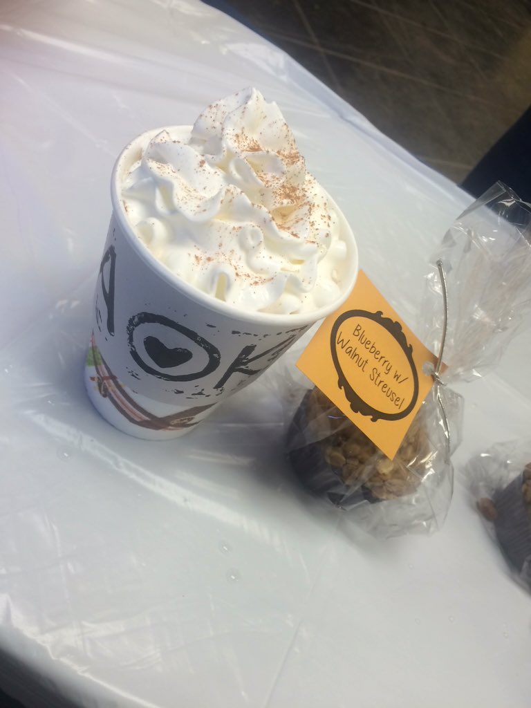 Come get hot chocolate/coffee with a pair of either a scrambler or homemade muffin ☕️❄️