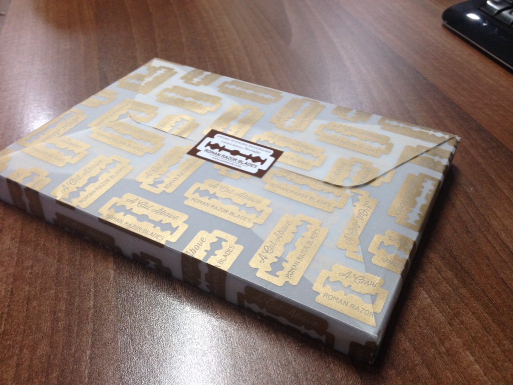 paneethoonjan's tweet image. Love writing in my @Noted_Notebook #itssopretty #purple #favecolour