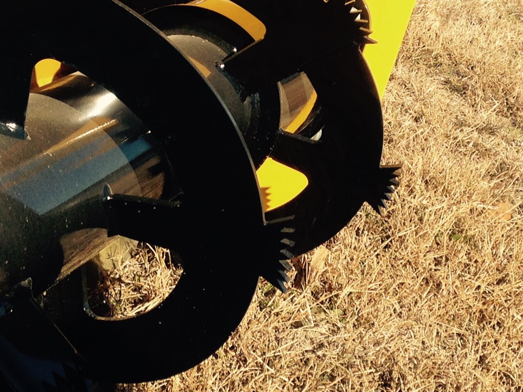 SiekerSales's tweet photo. #WinterIsComing Be ready for #ElNino #Snow w/#HitchDoc #SnowBlower
https://t.co/m1k4VfGyrY #kswx #cowx #okwx #txwx https://t.co/bbX7T6oGY6