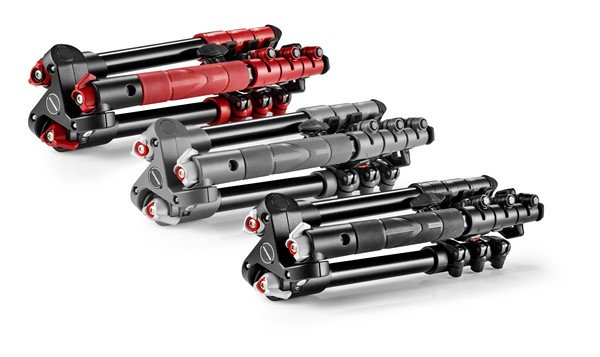 Fox_now's tweet photo. #Manfrotto のトラベラー三脚 #BeFree よりも更に小さい #BeFreeOne とな!?センターポールも2段式で縮長は32cmですって!? RT DPReview https://t.co/7rHROykmbL https://t.co/sItmDykx50