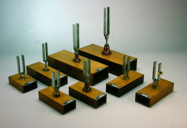 #Complottismo in musica, il dilemma dei 440 Hz bit.ly/1MGsLLp