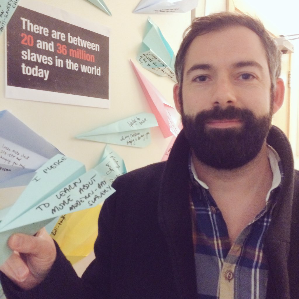 Jonny_Tokyo's tweet photo. Come on now. Let's end modern-day slavery #FlyToFreedom Read https://t.co/9AwSxvwSJW @PaulGold_BDGSP @simongoldsays https://t.co/aLv2CVyZJe