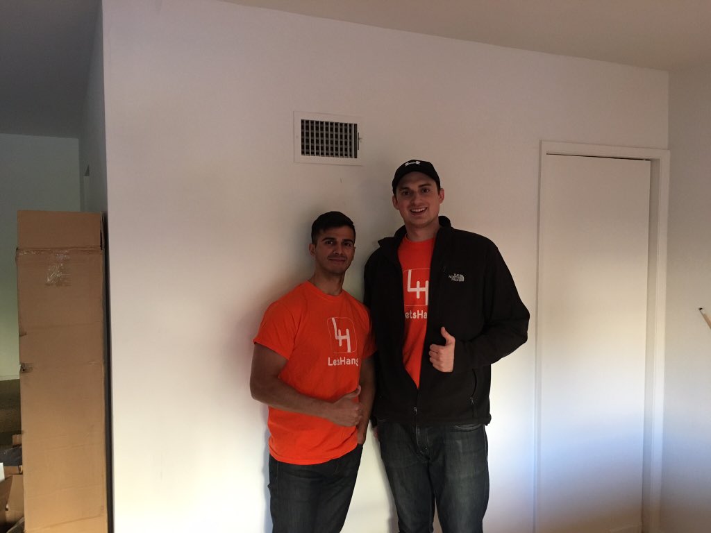 LetsHangApp's tweet image. LetsHang, a spontaneous meetup app, is live in LA! We would love for you to check it out! appsto.re/us/XuTf2.i