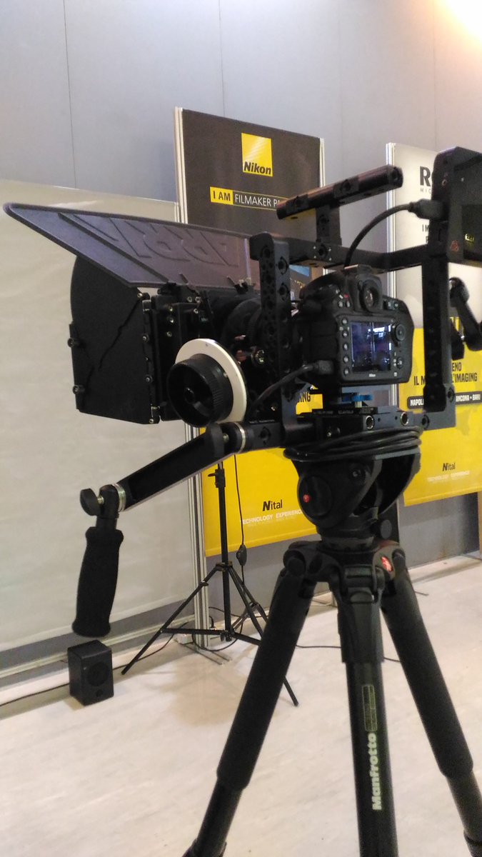 ArriItalia's tweet image. Continua il tour #NikonLive! Domani a #Padova potrete vedere le  #luciLED #ARRI.
Intanto, Kit PCA su D800 montato!