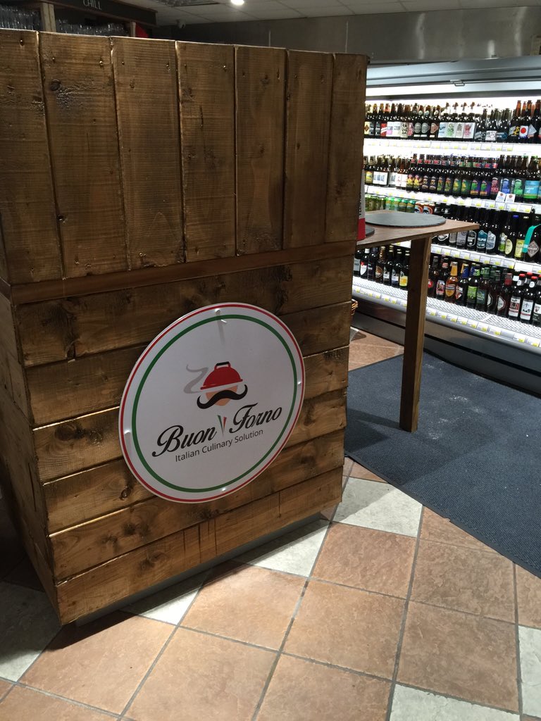 KieranBuonForno's tweet photo. Launch night @MatsonsWines in Grange #offlicence #pizzasolution #italian. https://t.co/vPMWliGA0l