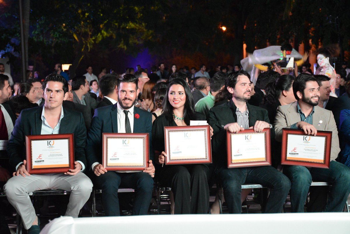 GomerMonarrez's tweet photo. Felicitaciones a @CIJSinaloa por 1er premio Juan Ley Fong al empresario Joven del año y el impulso a emprendedores https://t.co/eYuSqXiUX6