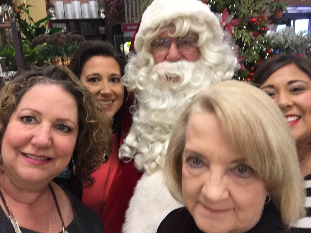 LubbockMOW's tweet image. About to eat some pie! #PieEatingContest #EasyAsPie