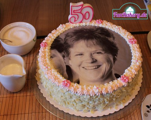 FunBakeryDe's tweet image. #Fototorte #FunBakery
#essbarebilder #esspapier