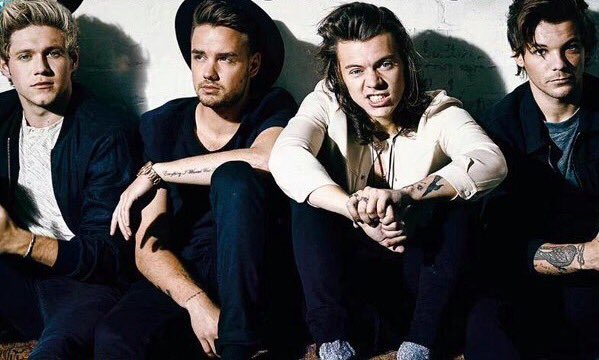 DwSpaz86's tweet photo. #UKVOTY1D
#AMAs1D
#MadeInTheAM is here
#1D #1DLouis #1DHarry #1DNiall #1DLiam
#PromoteMITAM https://t.co/kNNzBqFqF7