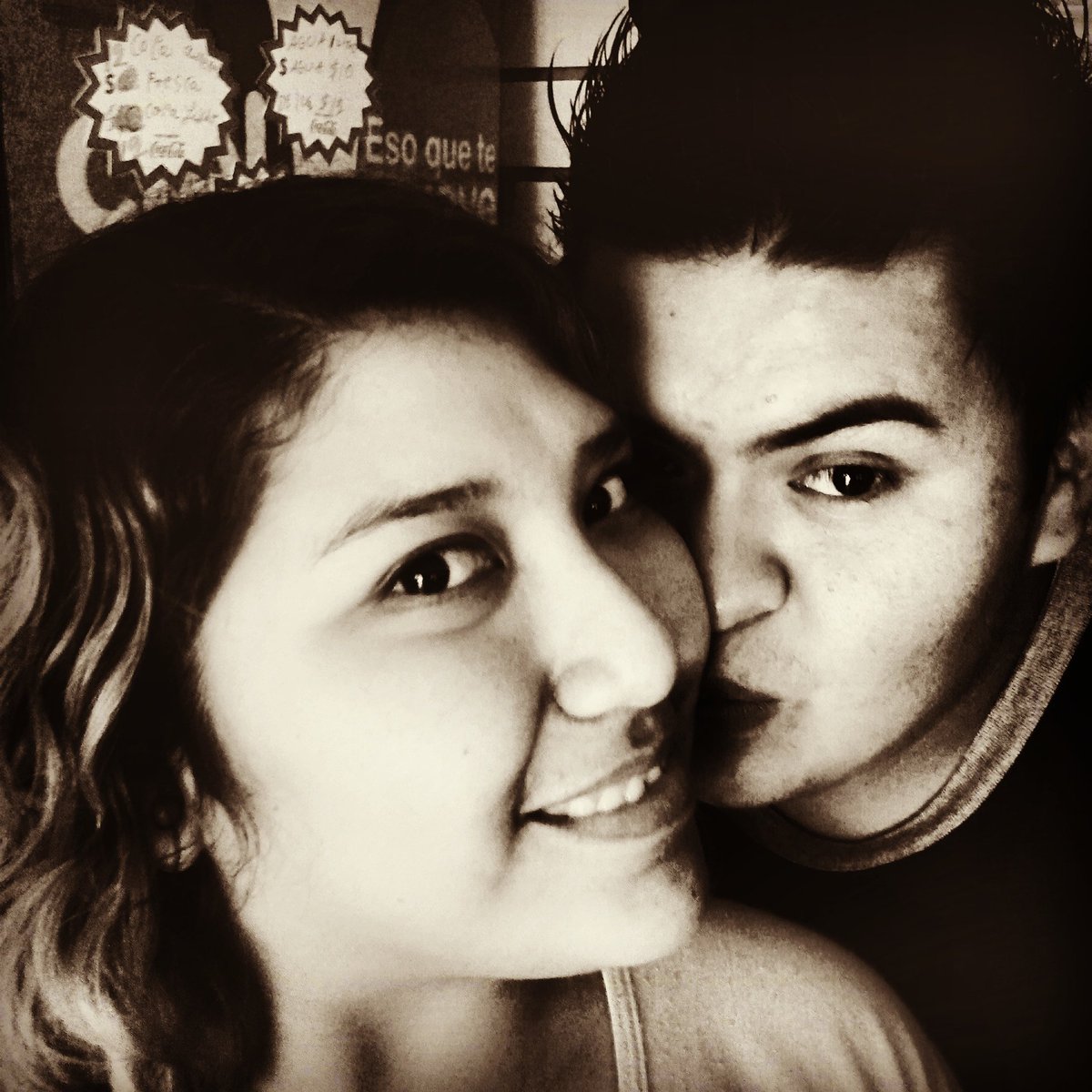 marlovet85_mar's tweet photo. Te amo amor eres lo mas bello que há pasado. #Teamo #shapparrito #MarAlan https://t.co/e35CmTVdqx