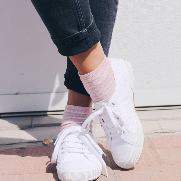 Superga_Col's tweet photo. #TENIS #Superga, ¿con o sin medias? https://t.co/IaZqq6xmI2