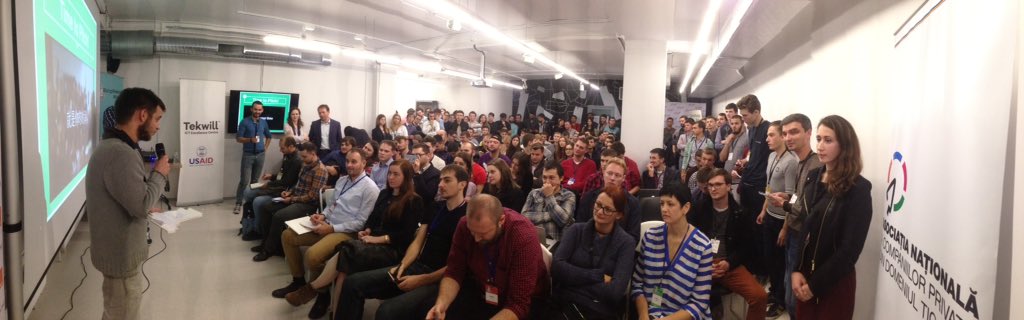 chrisgeorgiev's tweet photo. Full house at #swmoldova, over 60% developers how cool is that #GSB2015 https://t.co/ROGKXDprtv