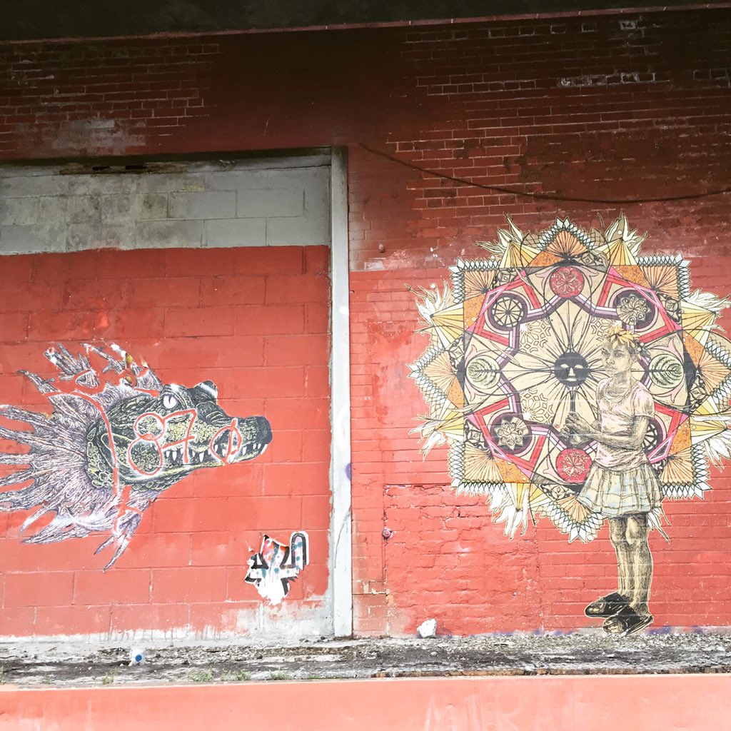 lightouts's tweet image. Our crocodile has a new friend. #streetart #gowanus