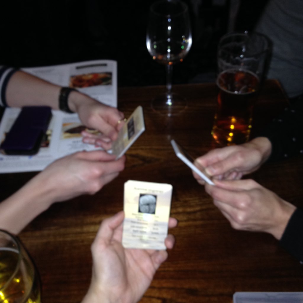 DrLynzFox's tweet photo. Thanks for the awesome prize @AndyPurvisNHM this is a great pub game! #mcgowraniforthewin #foramschool https://t.co/Gk5vW5Awkb