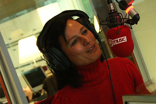 onemusic_tv's tweet photo. Birgit Van Mol is de volgende in rij die plaats neemt achter de Q ... Link: https://t.co/muoM10dkjJ
#BirgitVanMol … https://t.co/ZPIk3v2clO