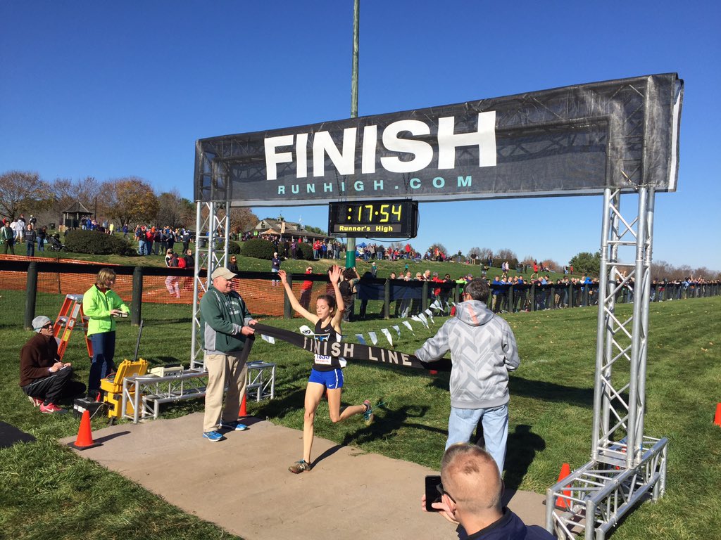 Tuscarora sophomore Emma Wolcott wins 5A girls' state title. #allmets