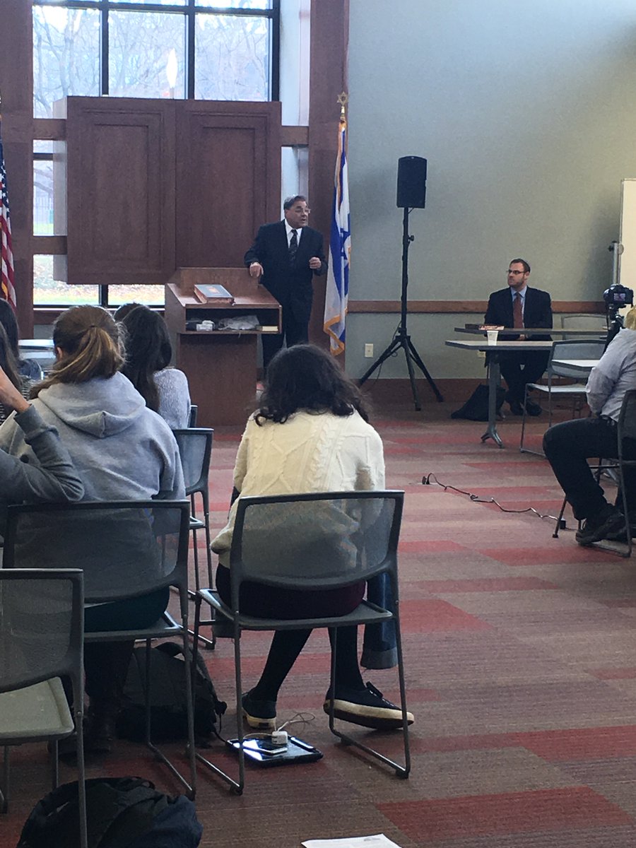 KoheletYeshiva's tweet photo. @RabbiRiskin speaks to students in the Beit Midrash before an exciting Shabbat Shel Ruach at Kohelet! #ShabbatShalom https://t.co/ETWg2VAKvj