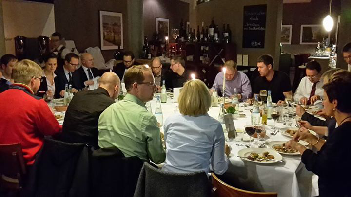 WJPotsdam's tweet photo. Mitgliederversammlung 2015 im #arcona - Rückblick - Ausblick - Wahl des Vorstandes 2016 #WJPotsdam https://t.co/QJxZiN80KS
