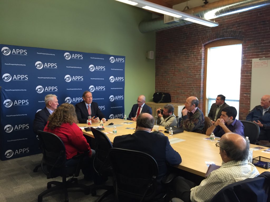 MillerMJohn's tweet photo. @GovernorPataki speaking to an @APPSUSA round table at @UNHManchester https://t.co/FuLc3ExGAM