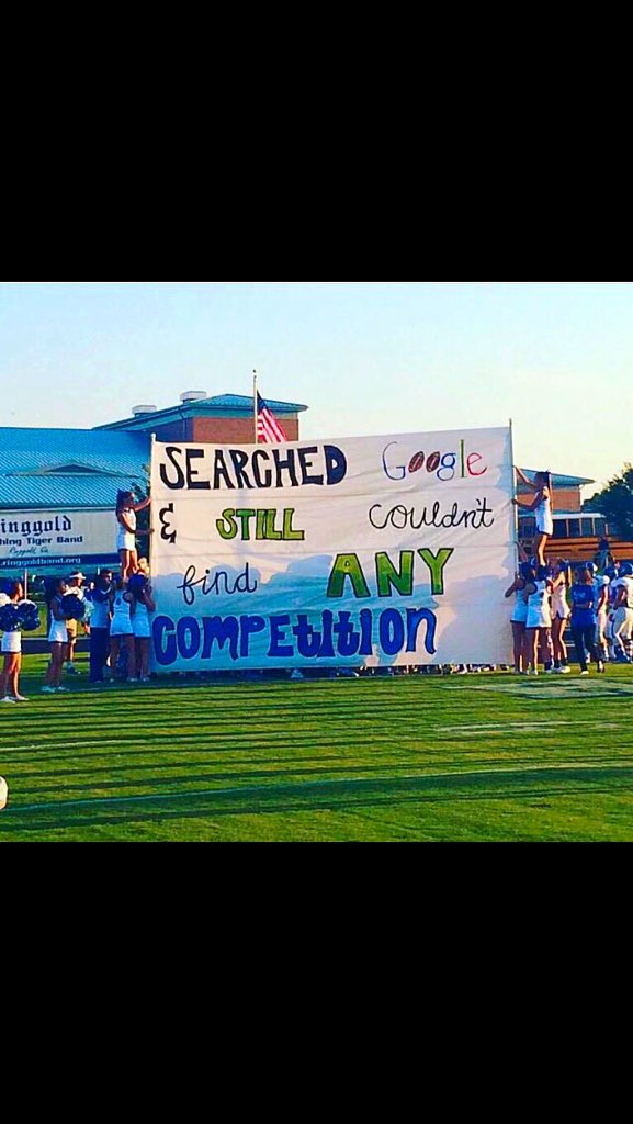 haliclements32's tweet photo. Happy to be in state finals but sad we won't be holding up the sign for our football team! #gbb https://t.co/8AkcHDPied
