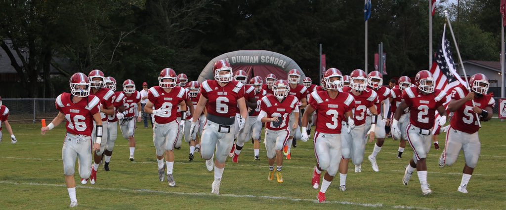 dunhambroadcast's tweet photo. @DunhamAthletics FB vs. Calvary Baptist LIVE tonight at 6:40 on https://t.co/eslycq0T68 #DSQUAD https://t.co/EegopIad1h