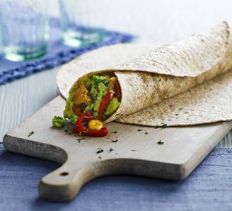 AssiaAhhatt's tweet photo. Don't know what to eat? I'm gonna help you, guys! You should try this Spicy Avocado Wrap! https://t.co/J13tPkBEUj https://t.co/SSP1ds81gx