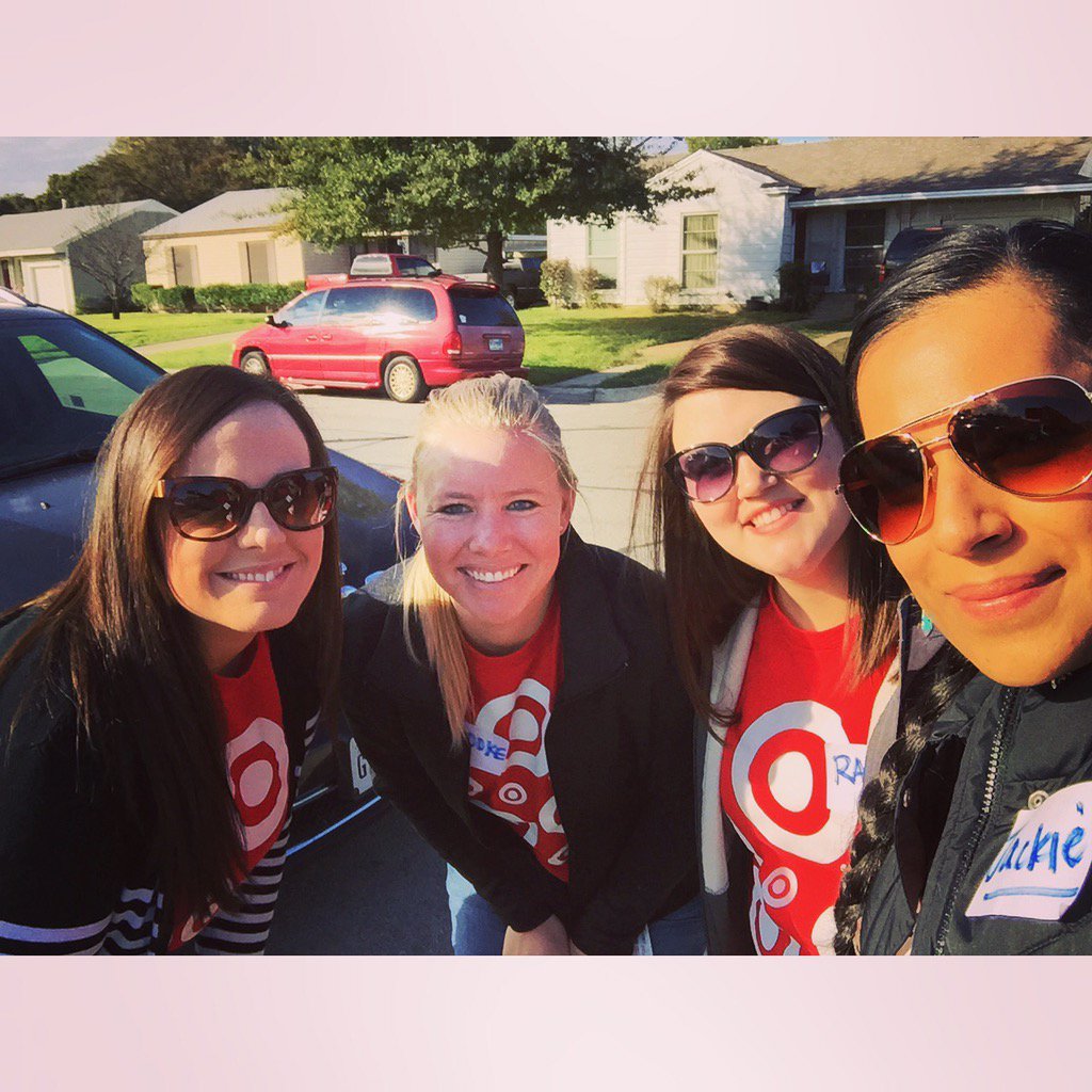 D342 Springdale Elementary volunteer event! #G391Engagement #communitywellbeing <a href="/jacardona504/">Jackie Cardona</a> <a href="/Brooke4Target/">Brooke Kviz</a>