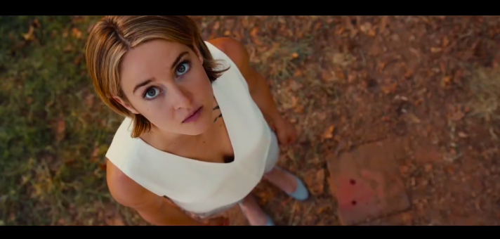 Cosmopolitan's tweet photo. The first trailer for "Allegiant" is FINALLY HERE (!!!) (🙆🙆🙆) https://t.co/RJ10AHNWnt https://t.co/u0gdXAXdZW