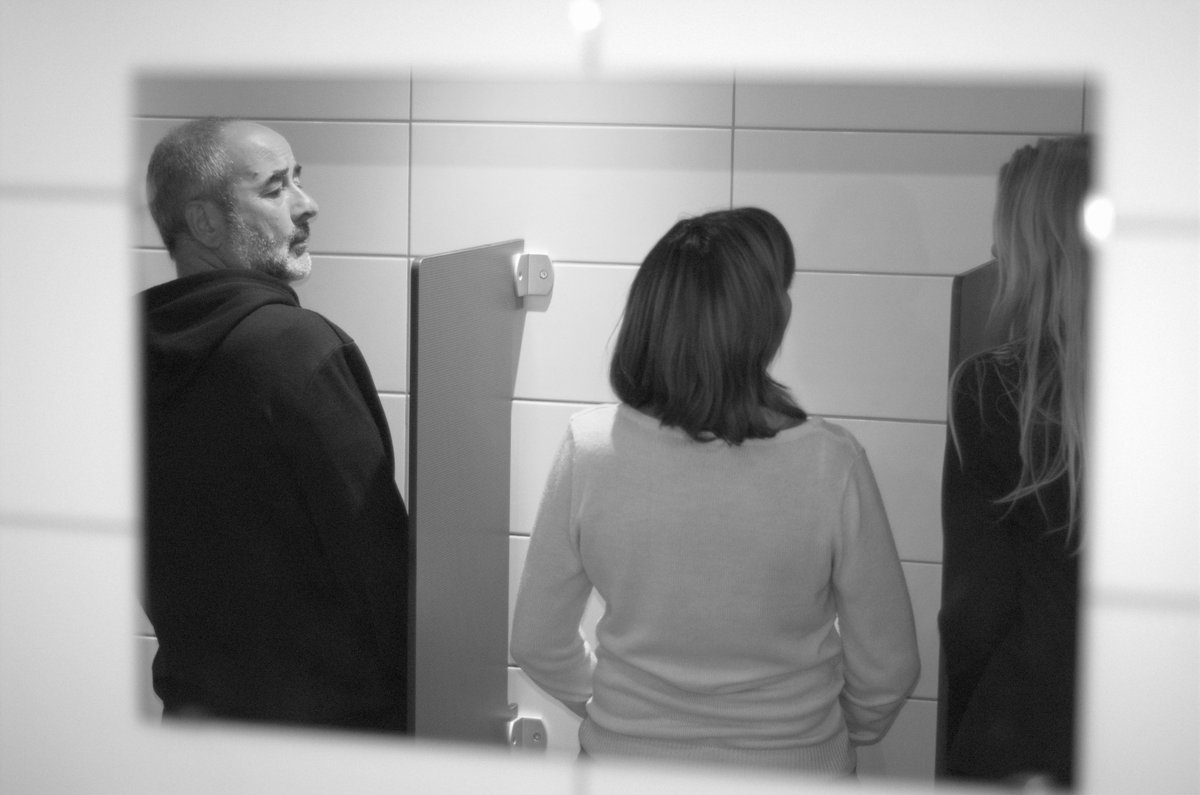 Op zoek naar de waarheid? Morgen om 20 uur een impro voorstelling in Filmhuis in Alkmaar. bit.ly/1LS5B0R