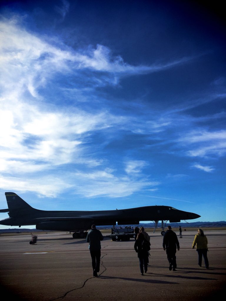 JaelT's tweet photo. Fun way to spend a Friday afternoon #alwayslearning #b1bomber #airforce #leadershipsd 🇺🇸✈️ https://t.co/qiduYK8GHn