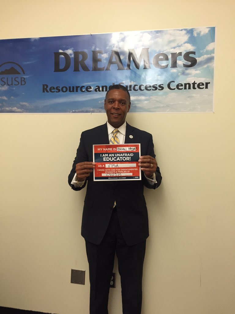 UndocuAdvocates's tweet image. Proud to be a part of a campus supportive of its undocumented students! We love #csusb! #EducatorsOut #csusbsmsu